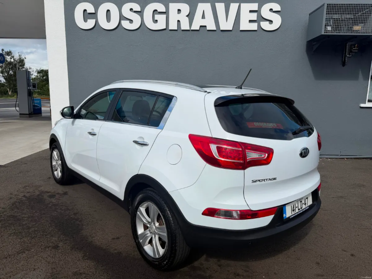Kia Sportage 1.7 EXS 4DR * FULL LEATHER / BLUETOOT - Image 4