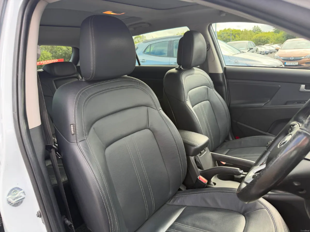 Kia Sportage 1.7 EXS 4DR * FULL LEATHER / BLUETOOT - Image 6