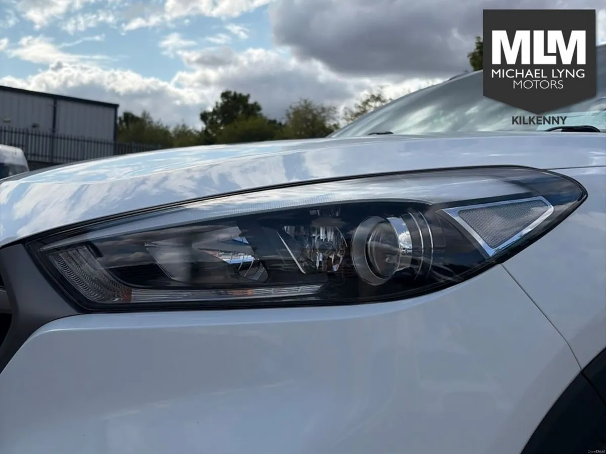 Hyundai Tucson ix35 Comfort Plus 5DR - Image 4