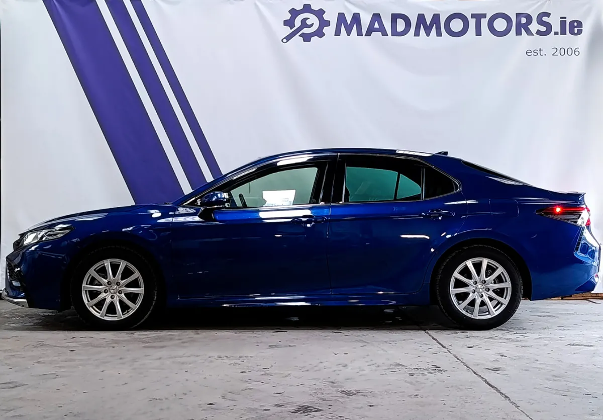 (2yr Warranty) 222 Toyota Camry 2.5 Petrol Hybrid - Image 4