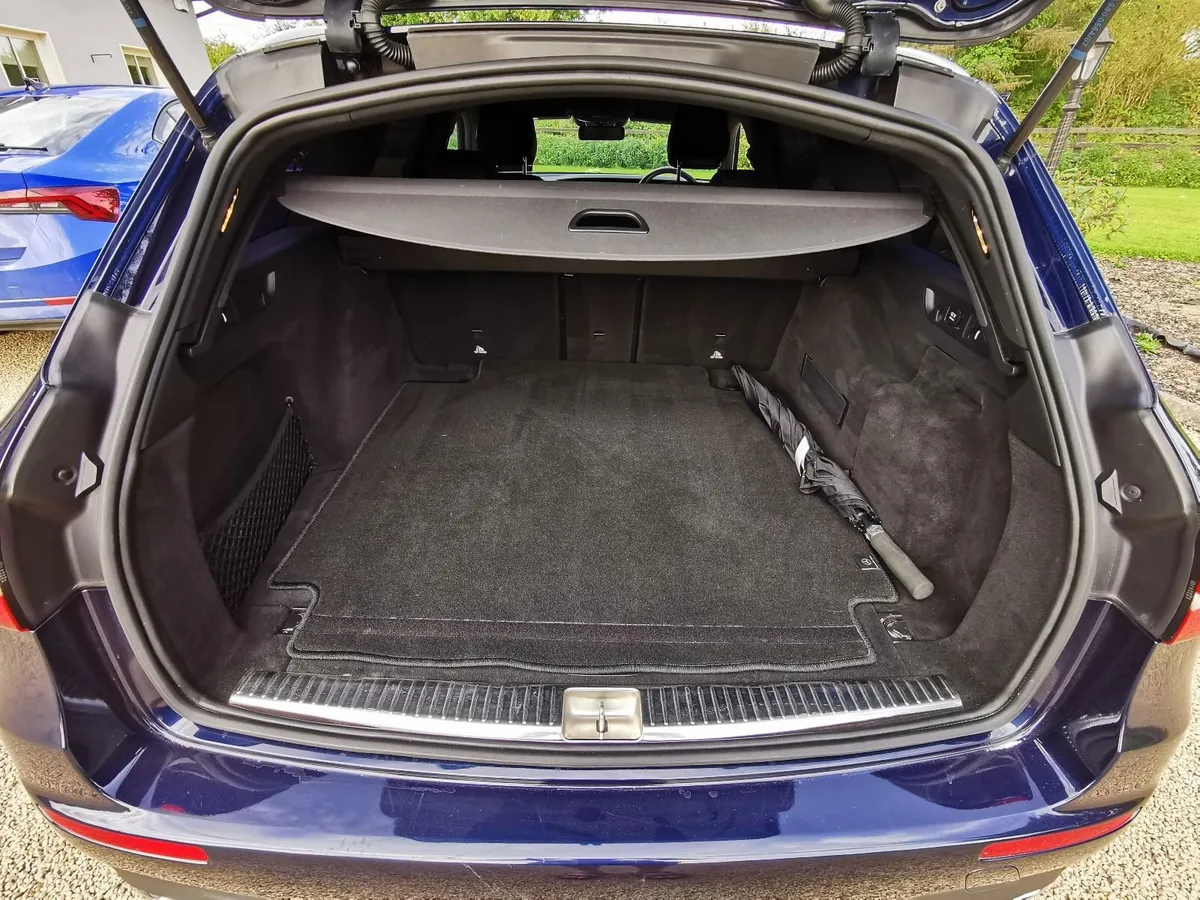 Mercedes-Benz E-Class 2017 - Image 2