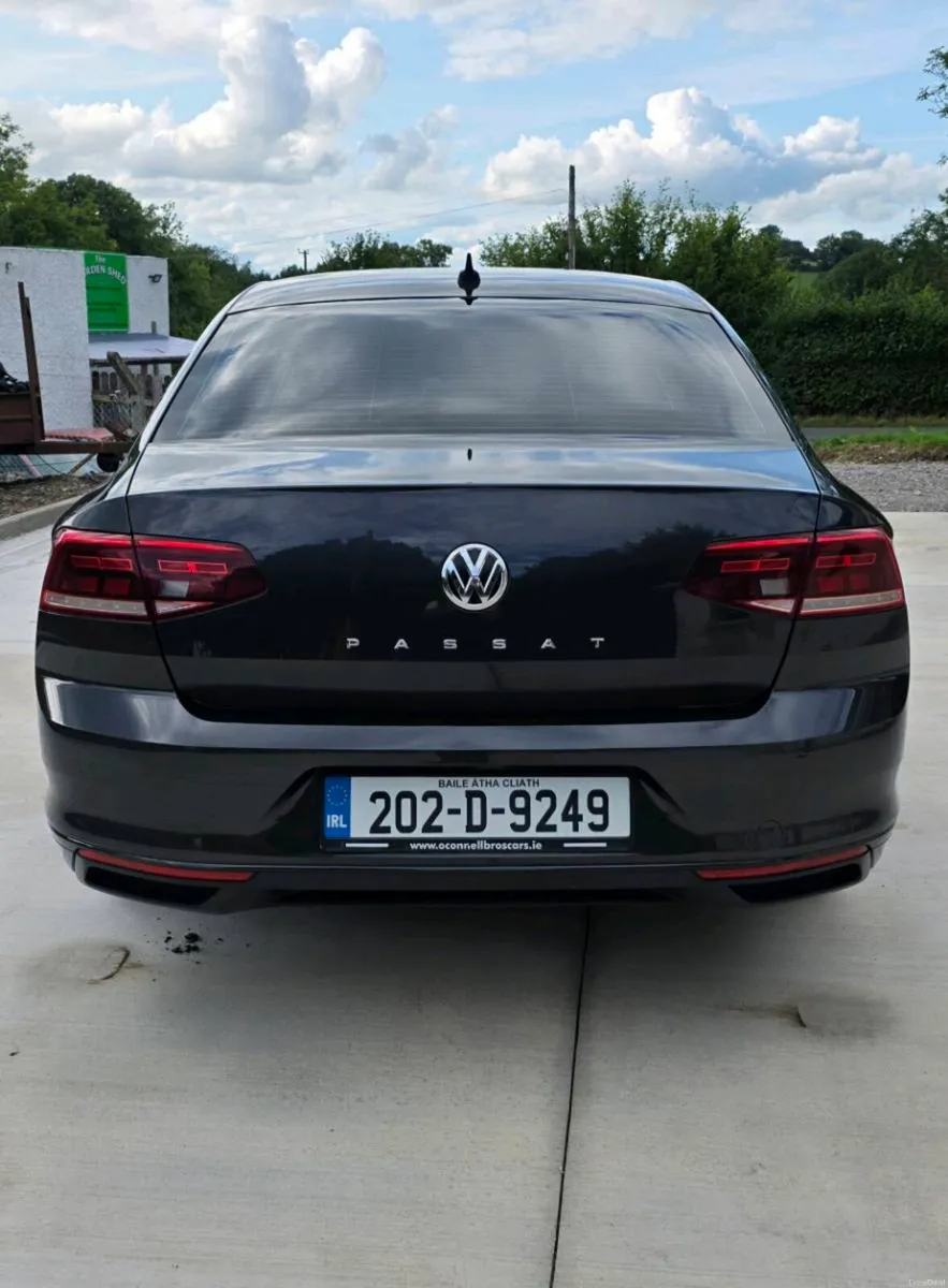 Volkswagen Passat 2.0TDI - Image 5