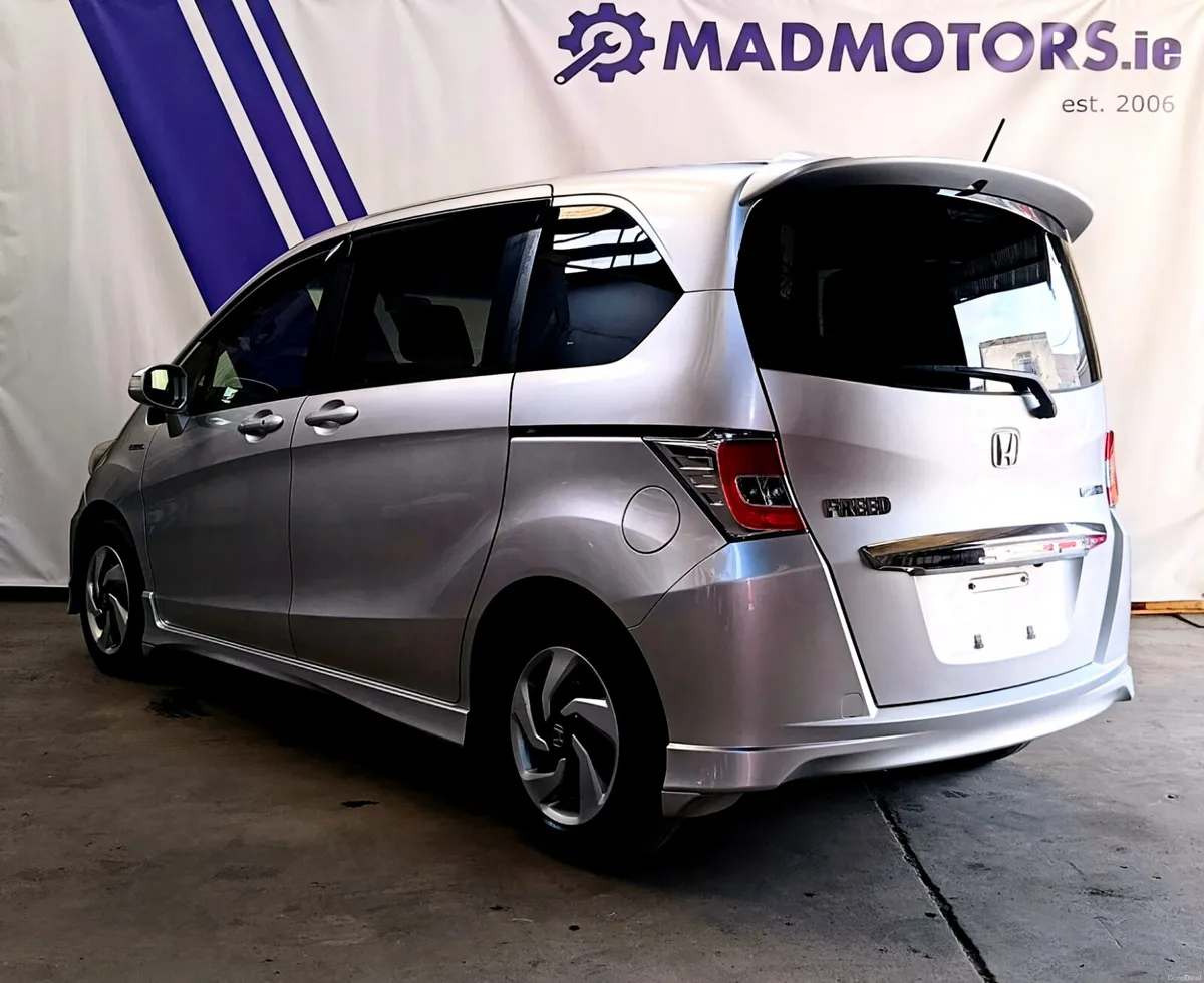 162 Honda Freed 1.5 SELF CHARGING Petrol Hybrid - Image 5