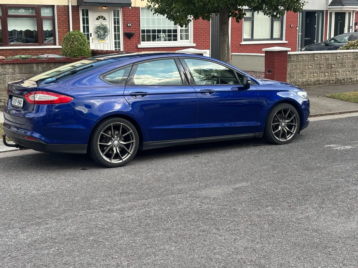 Ford Mondeo - Image 1