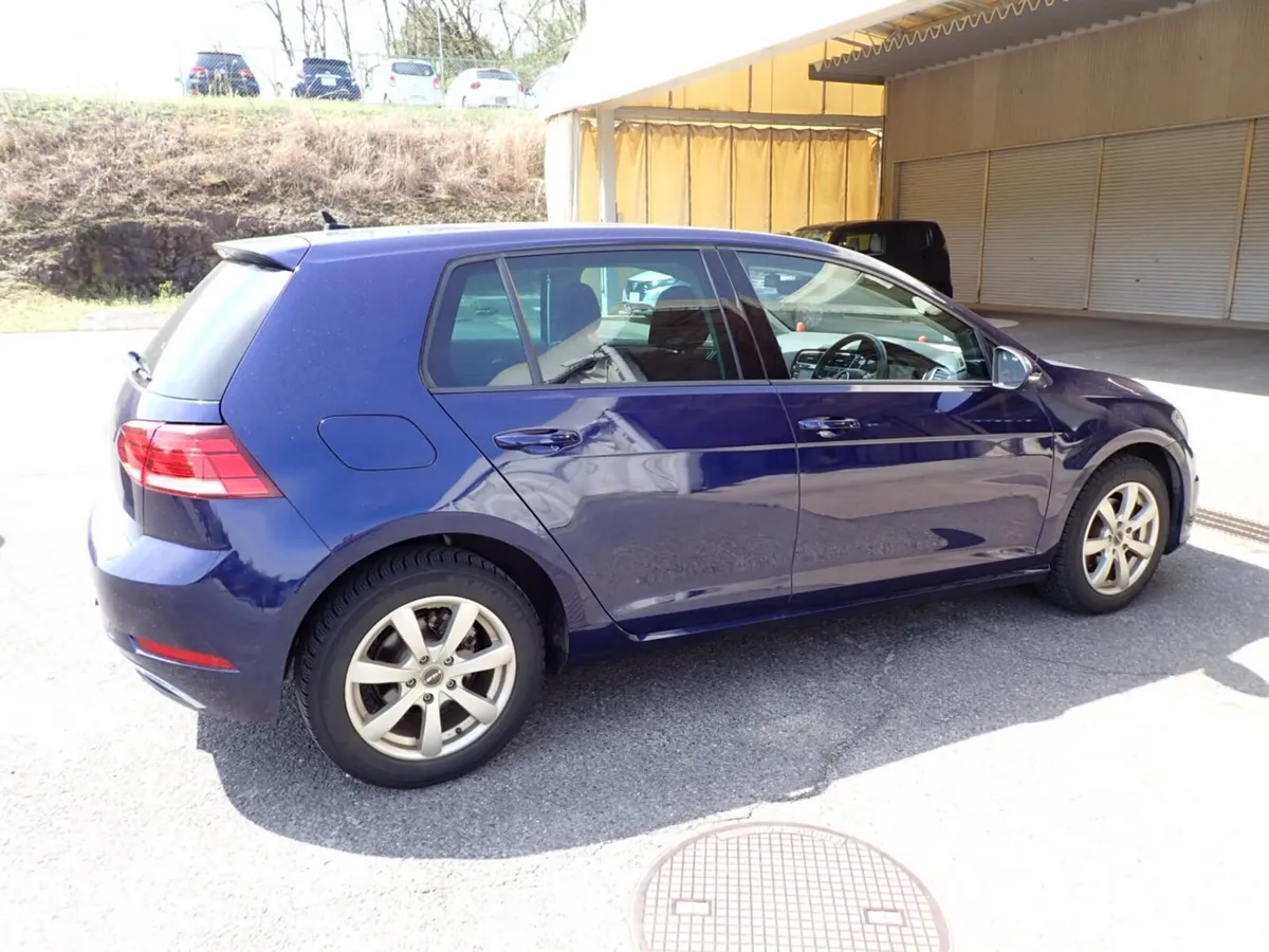 VOLKSWAGEN GOLF 1.2 TSI AUTO 2018 - Image 2