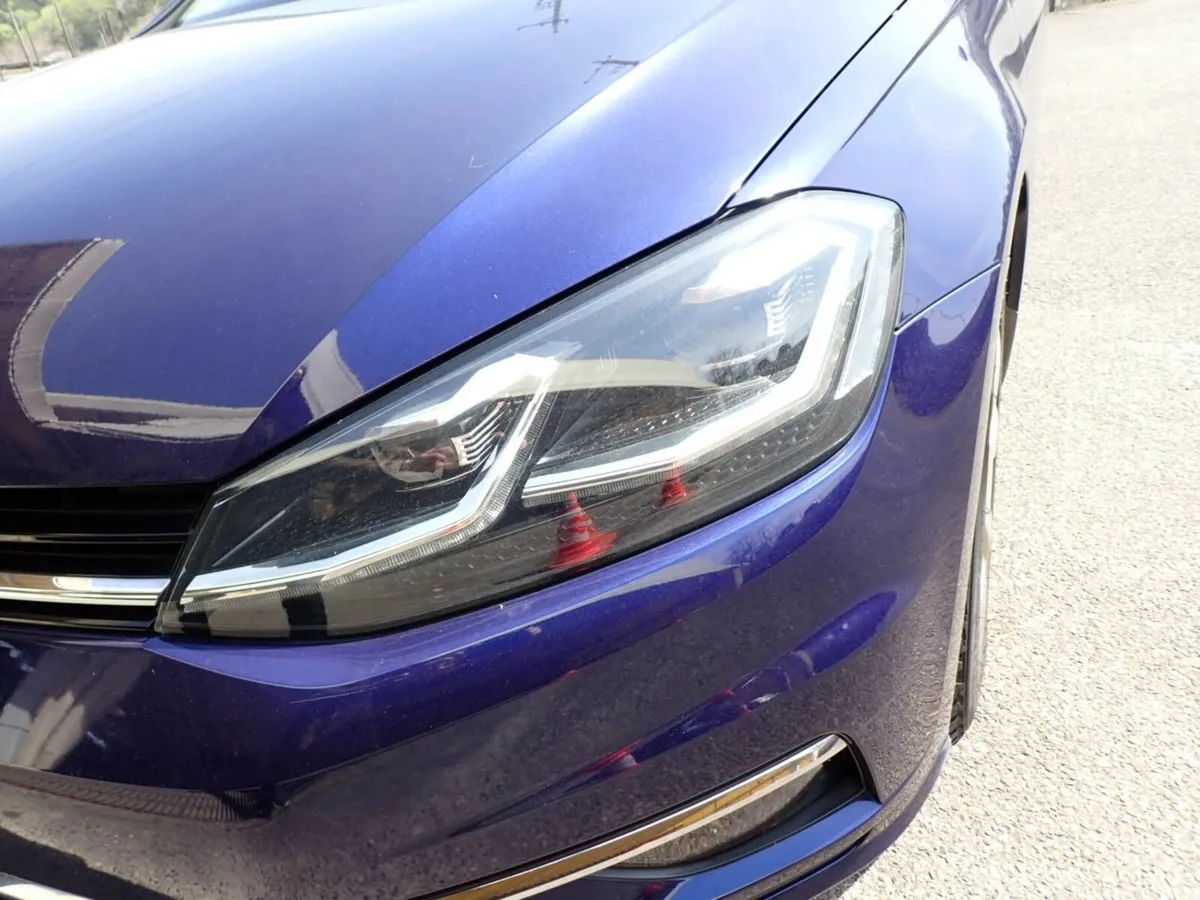 VOLKSWAGEN GOLF 1.2 TSI AUTO 2018 - Image 3