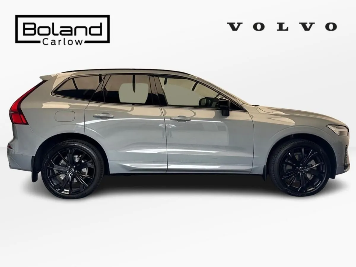 Volvo XC60 T6 AWD BLACK EDITION *FREE SERVICE PLAN - Image 3