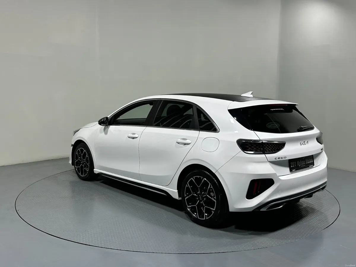 Kia Ceed GT-Line 1.0 Petrol 251 (2025) - Image 5