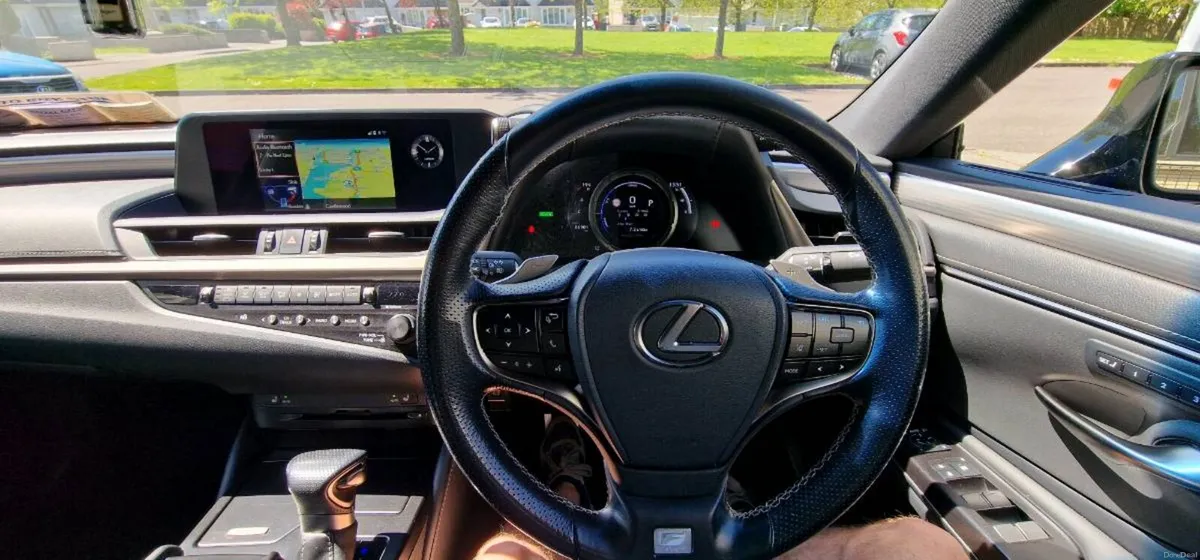 Lexus ES300H F-Sport Car Play STD - Image 4