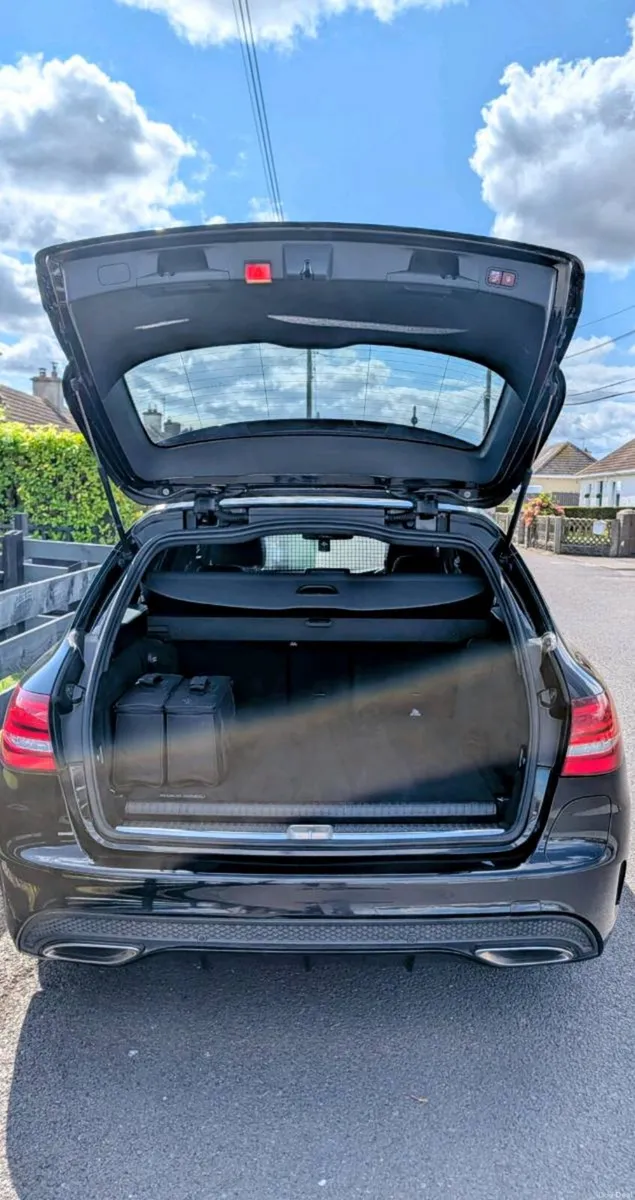Mercedes C350e AMG Line Estate – High Spec - Image 5