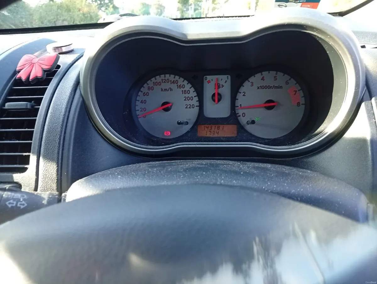 Nissan Note 2008 automatic low milage - Image 5