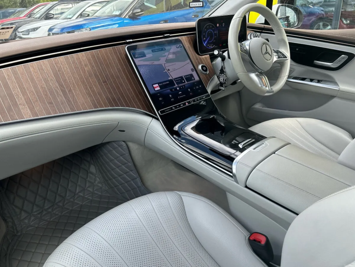Mercedes-Benz EQE 300 4DR AUTO - Image 2