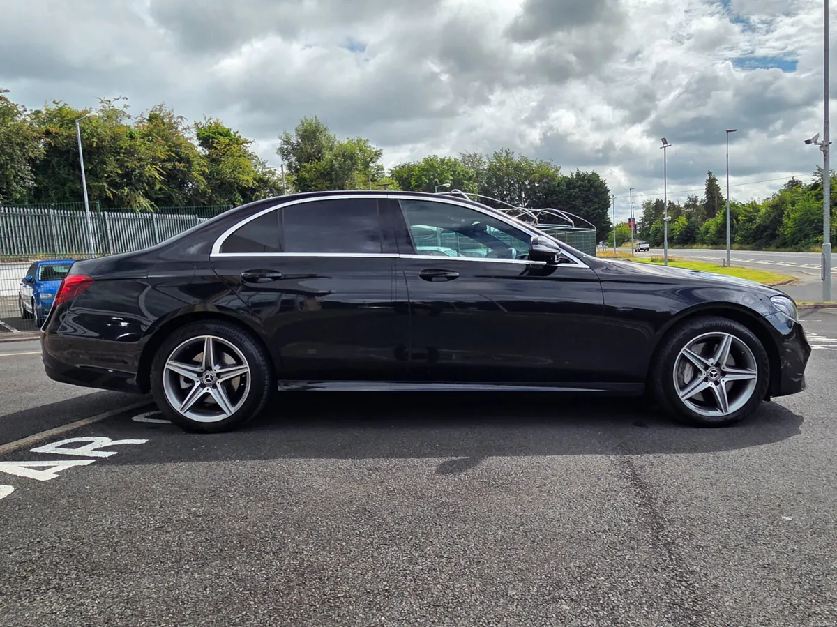 **High Spec** Mercedes-Benz E300de AMG Premium Jus - Image 3