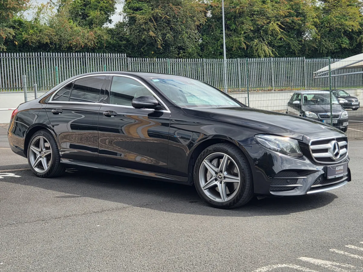**High Spec** Mercedes-Benz E300de AMG Premium Jus - Image 5