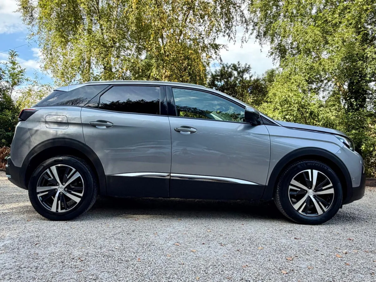 Peugeot 3008 ALLURE 1.2 130 - Image 3