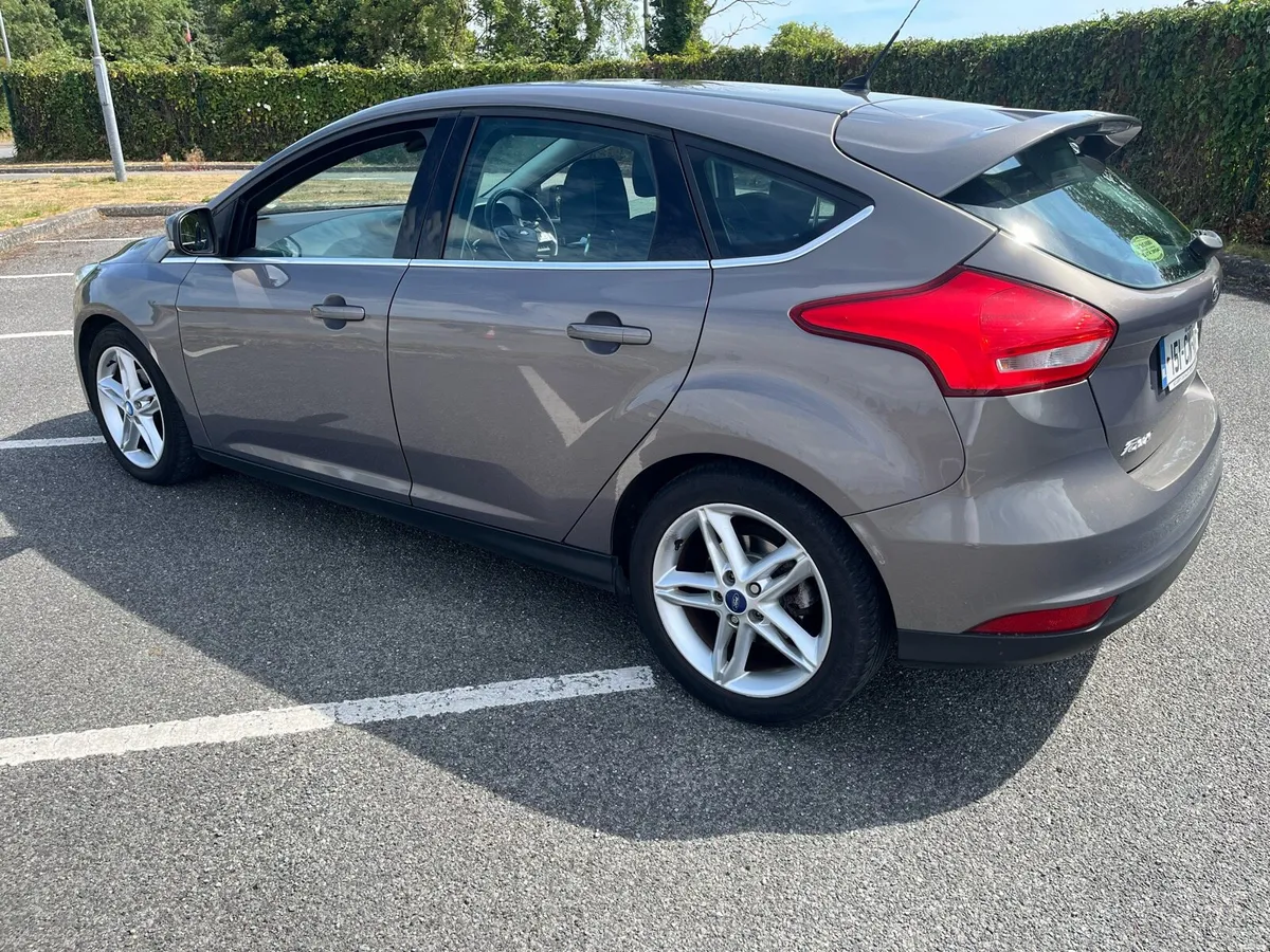 15 Ford Focus - Image 2