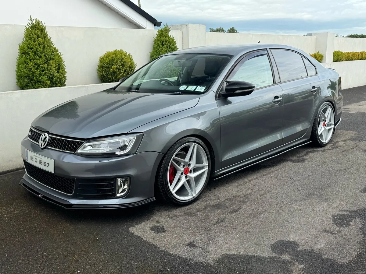 2012 Volkswagen Mk6 Jetta - Image 1
