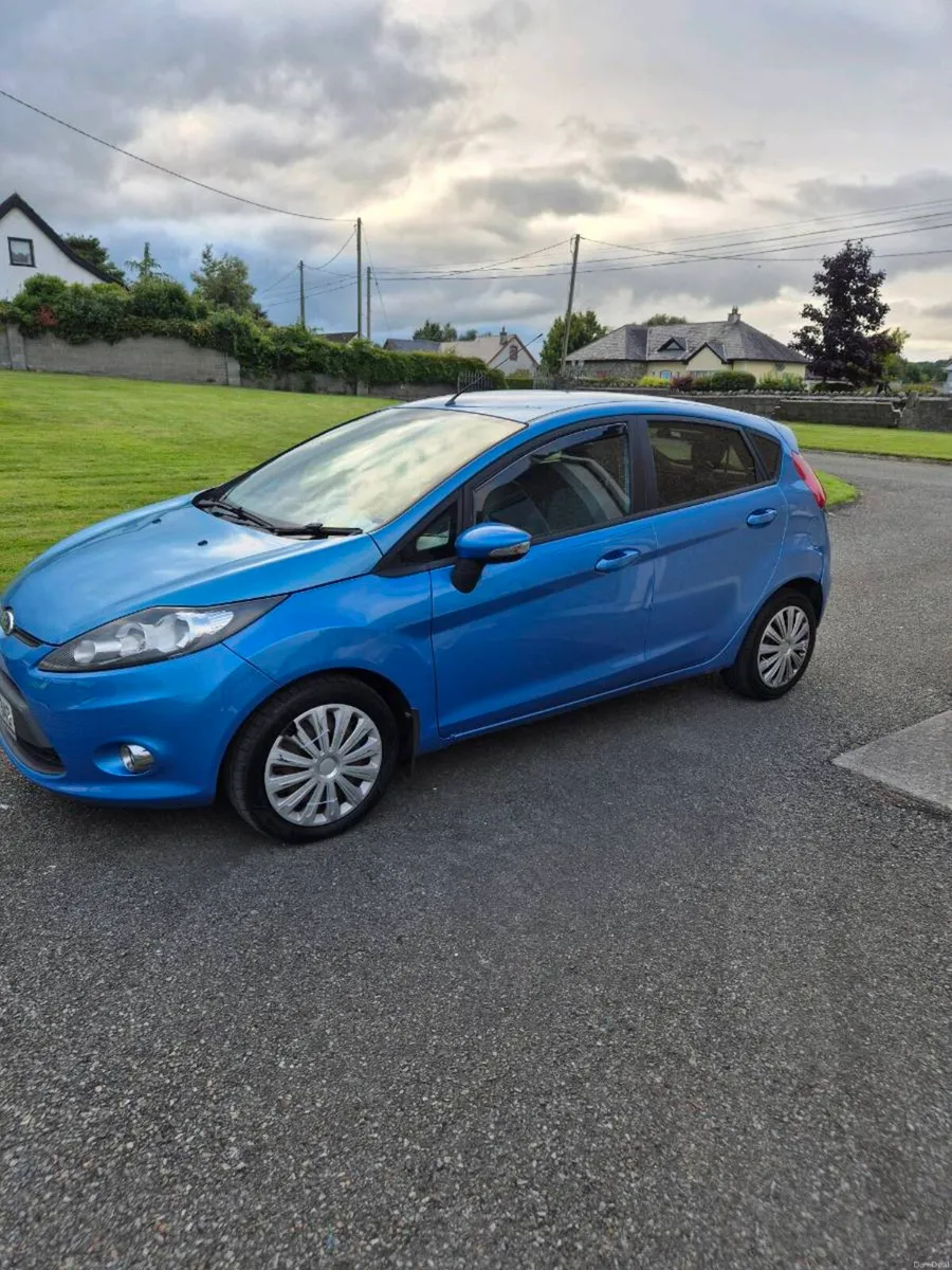 Ford Fiesta 1.4 Diesel 2010 - Image 3