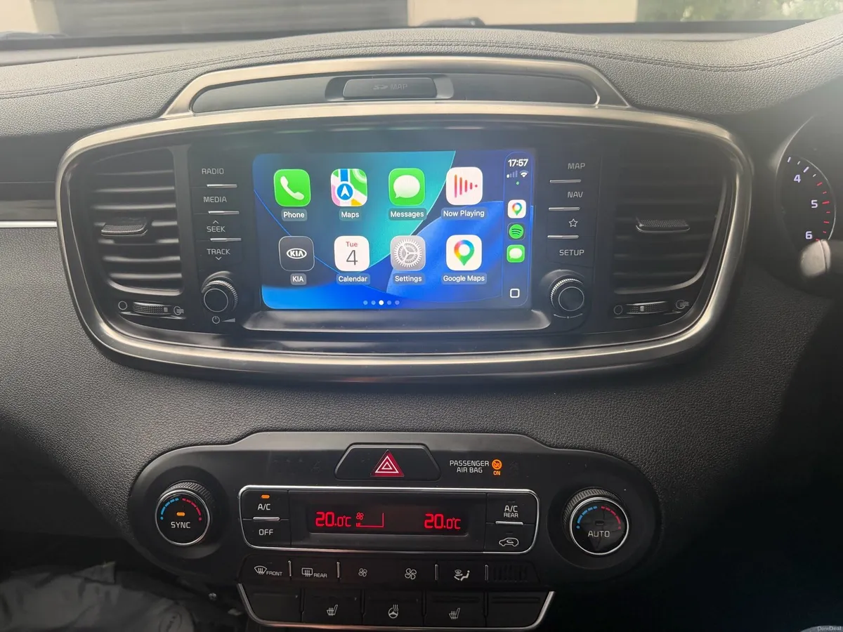 2019 Kia Sorento 4WD black leather P/X - Image 6