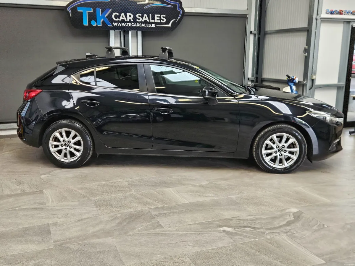 17 MAZDA 3 1.5 DIESEL - Image 3