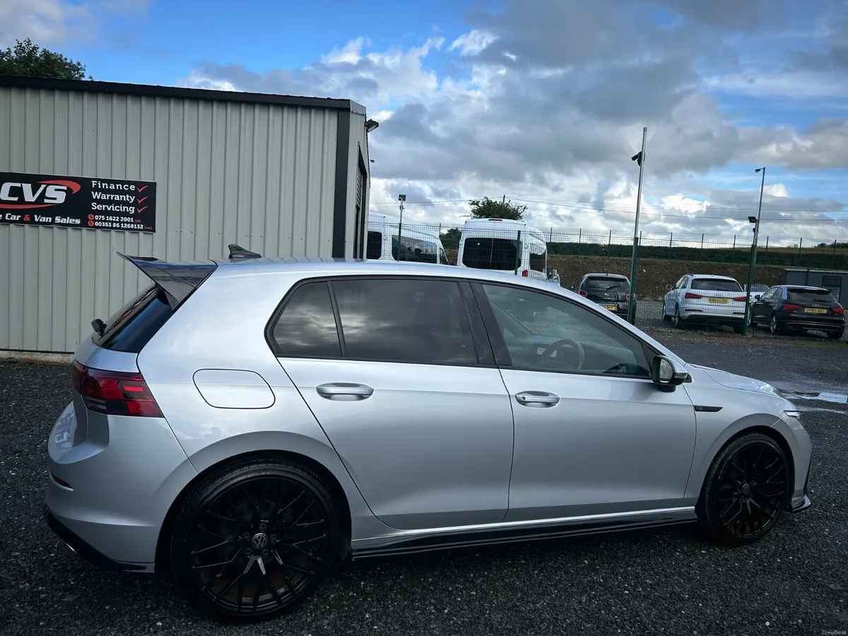 VW GOLF 2.0TDI R LINE AUTO MK8 VRT INC - Image 6