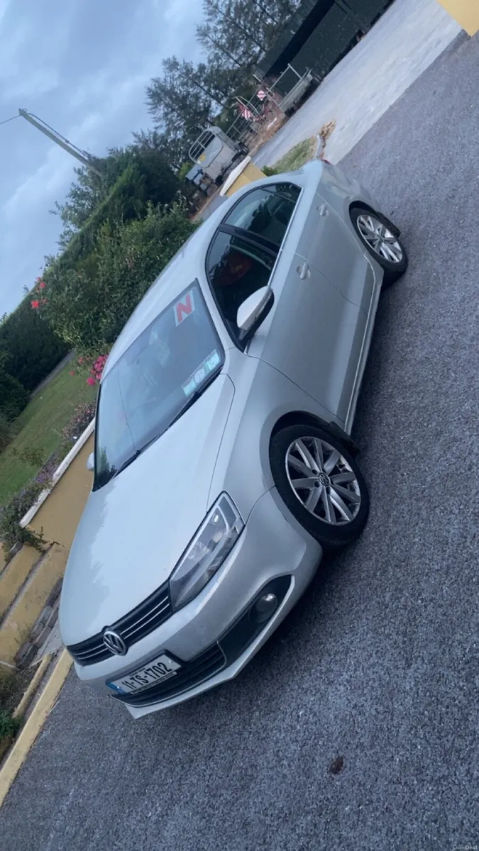 Volkswagen Jetta 2011 - Image 1
