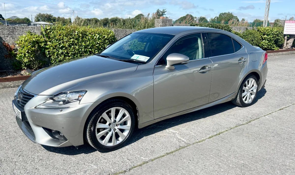 2015 Lexus IS EXECUTIVE LOW OMS - Image 2