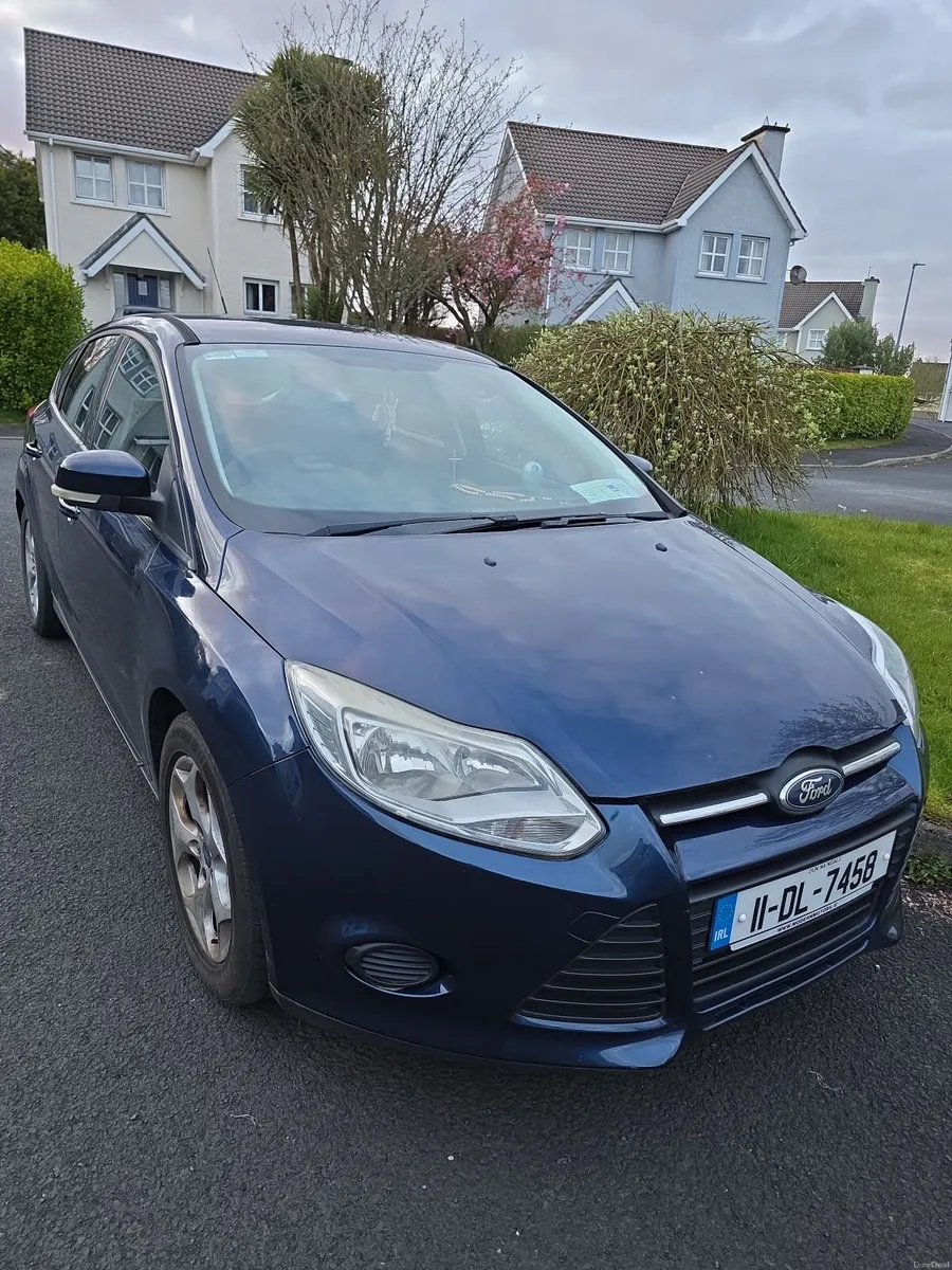 Ford Focus 2011 - Image 2