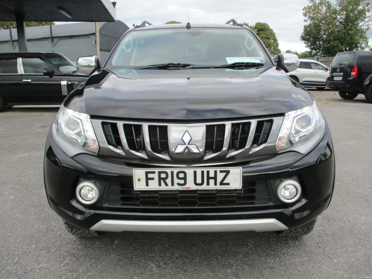 Mitsubishi L200 2.4 DID WARRIOR CREWCAB - Image 2