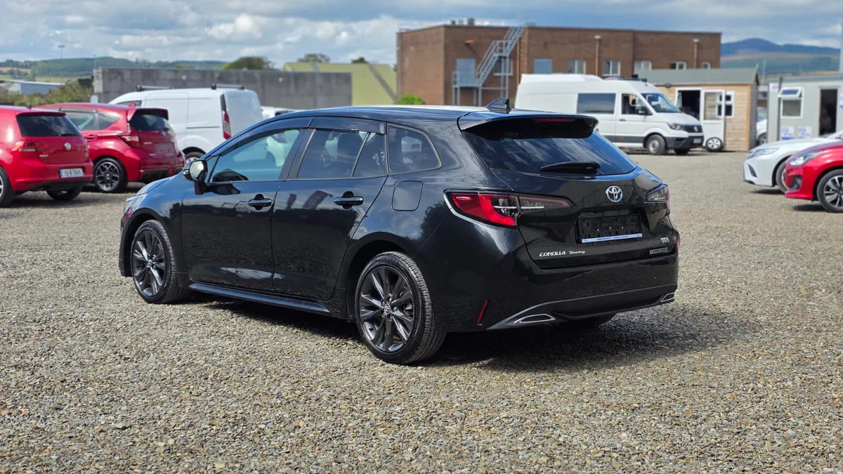 2020 Toyota Corolla Touring WxB - Image 5