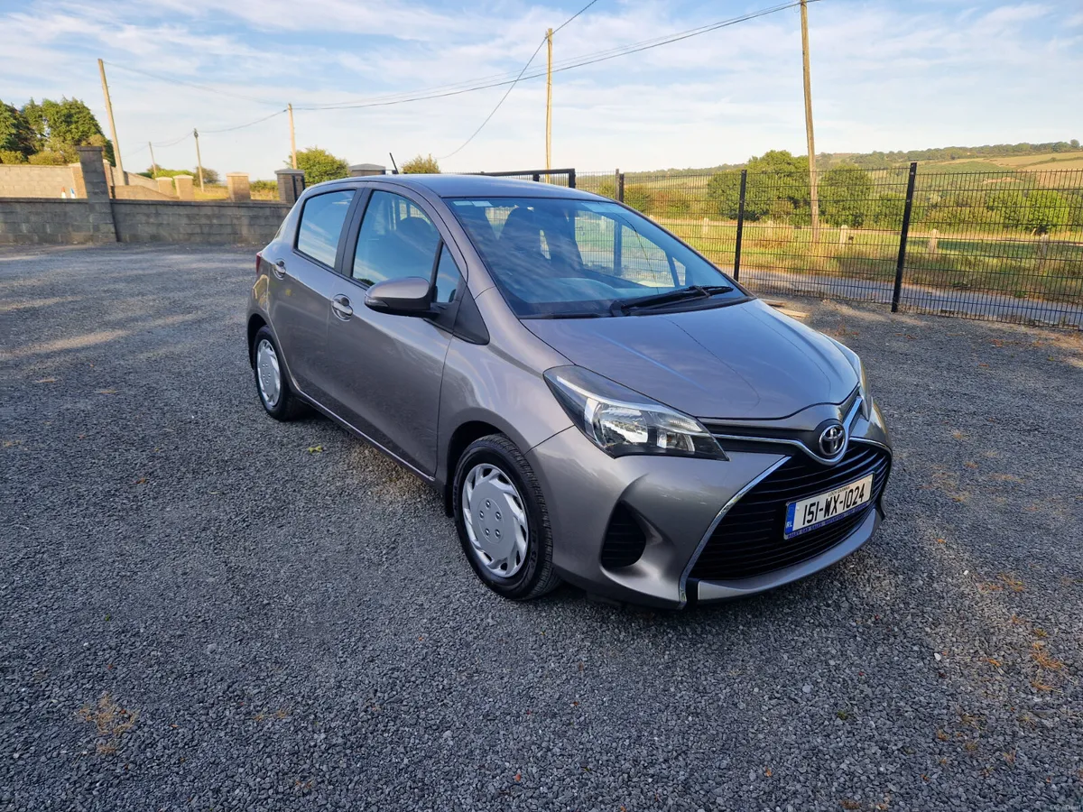 15 TOYOTA YARIS...ONLY 58K KMS... - Image 1