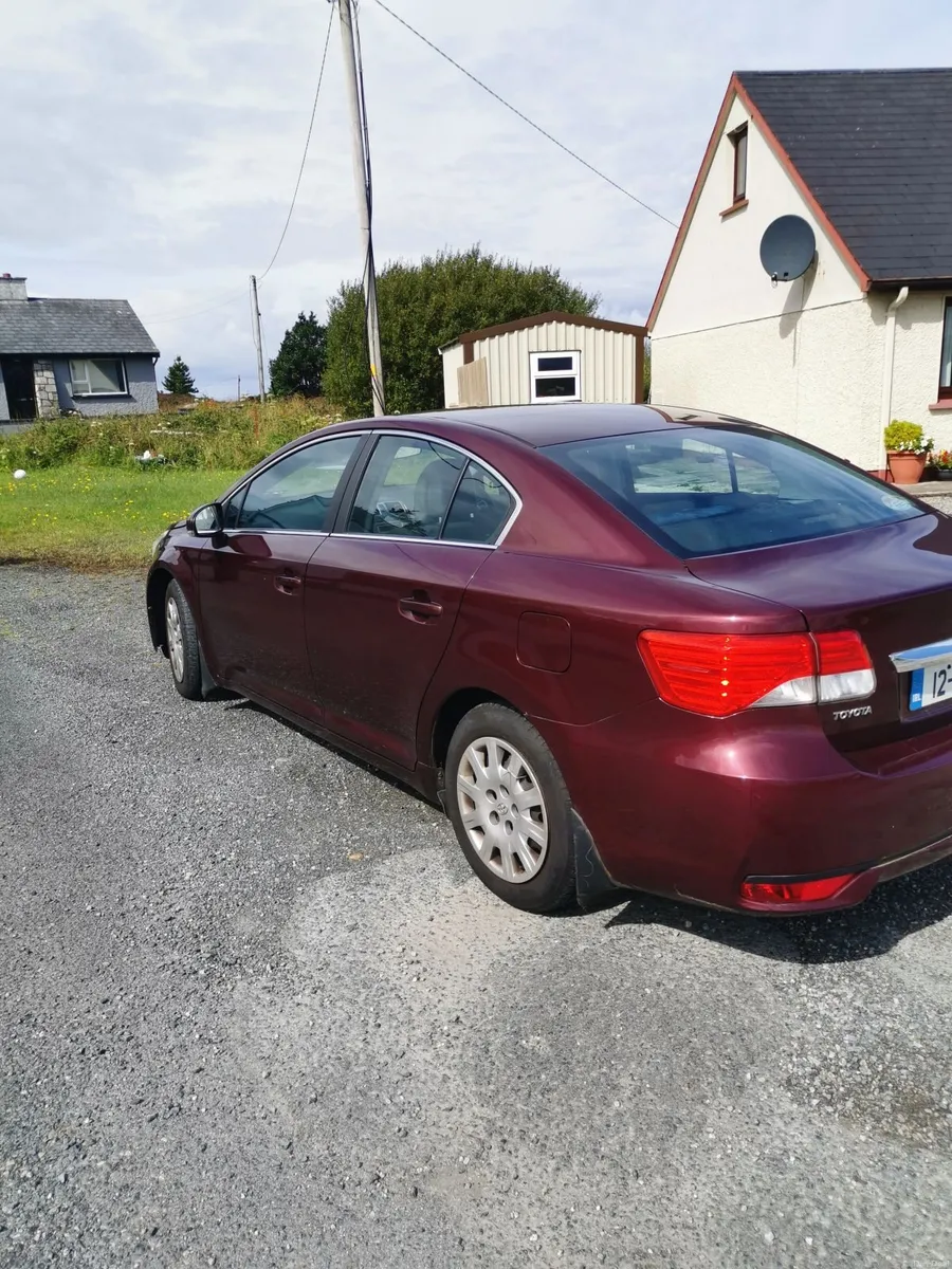 Toyota Avensis 2012 - Image 5