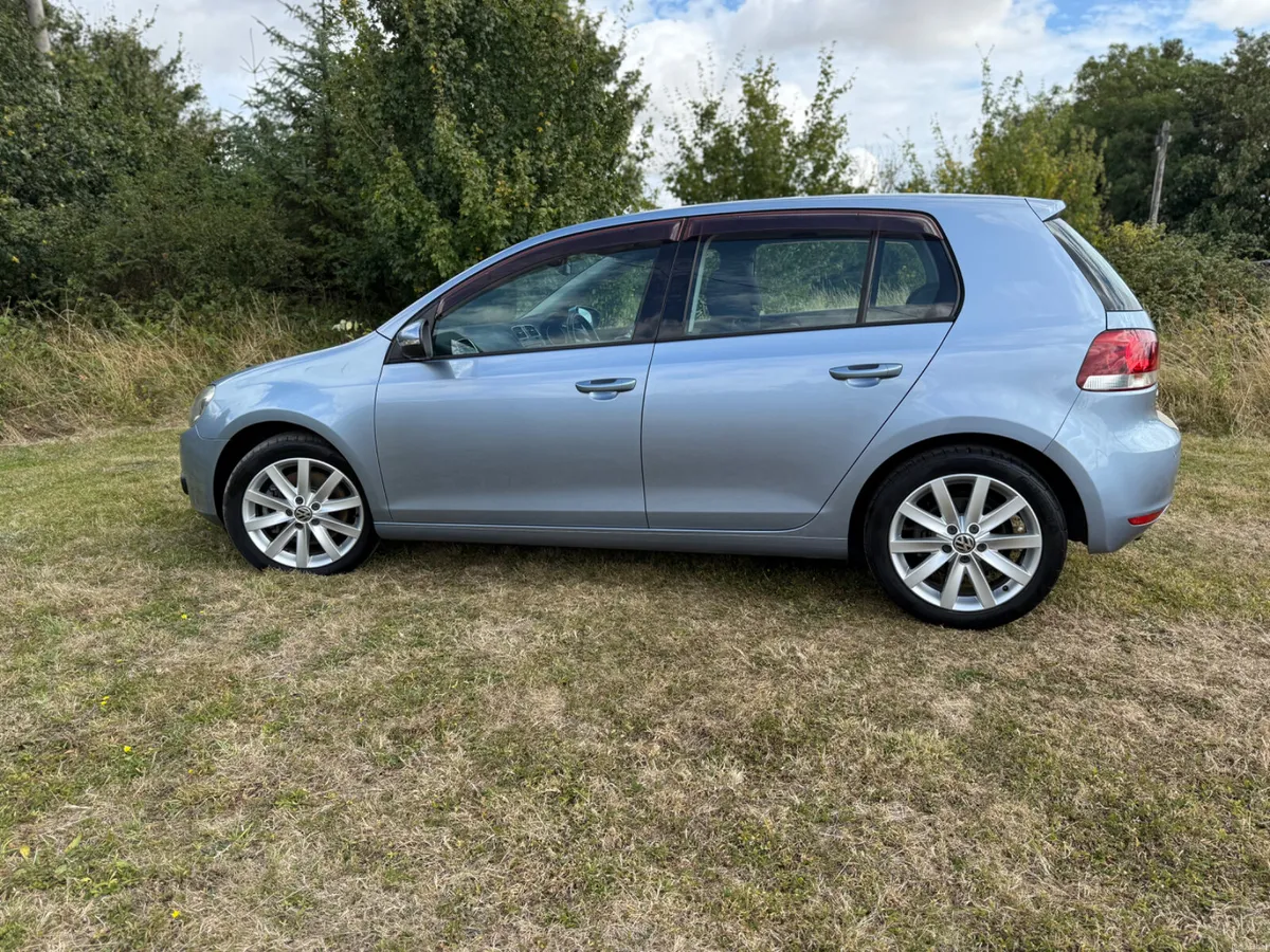 VW GOLF 2012 1.2L PETROL AUTOMATIC VERY LOW MILEAG - Image 6