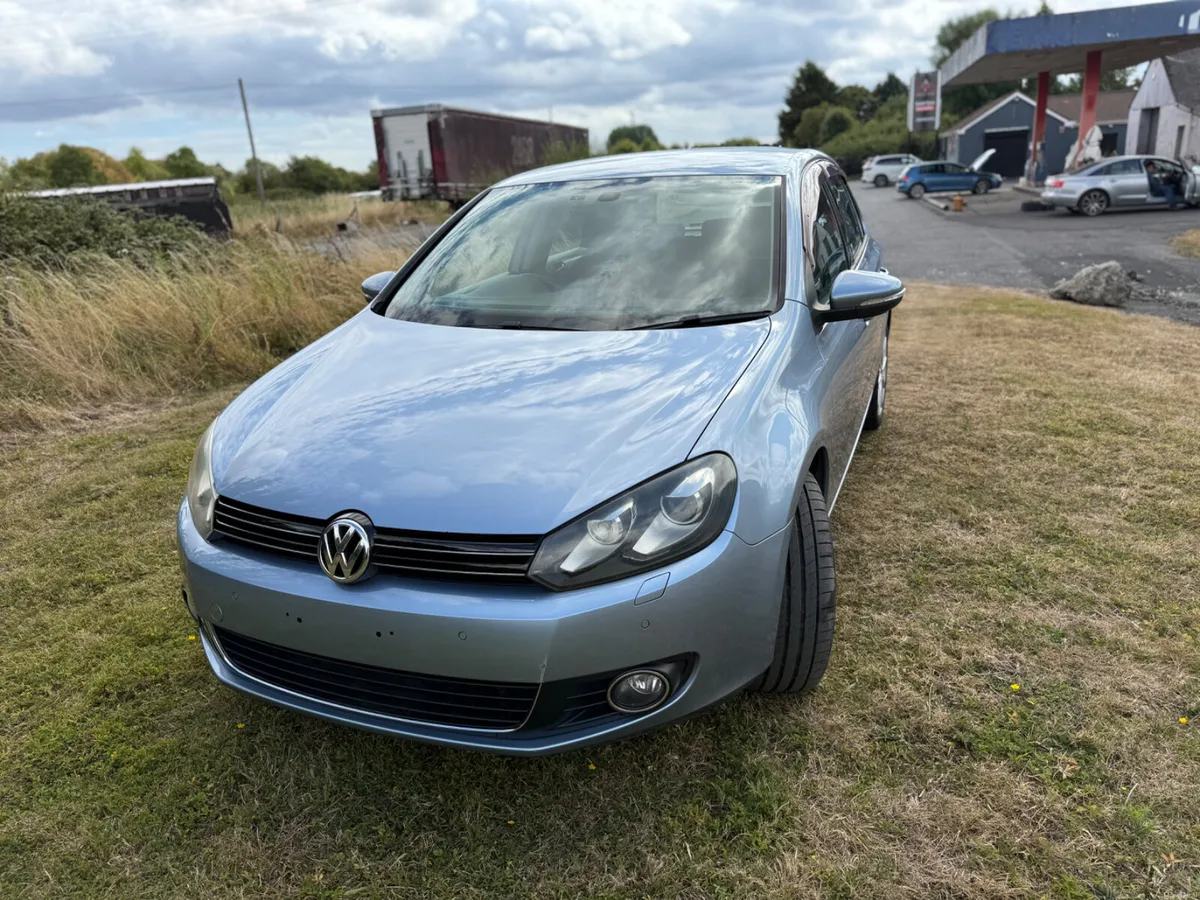 VW GOLF 2012 1.2L PETROL AUTOMATIC VERY LOW MILEAG - Image 3