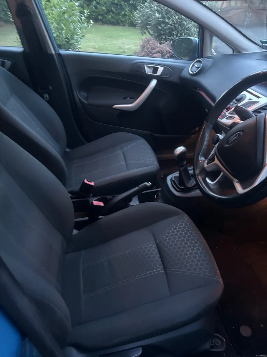 Ford Fiesta 2012 - Image 6