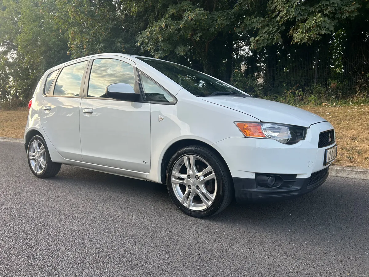 Mitsubishi Colt 2012 AUTOMATIC NCT 08/27 TAX 03/27 - Image 1