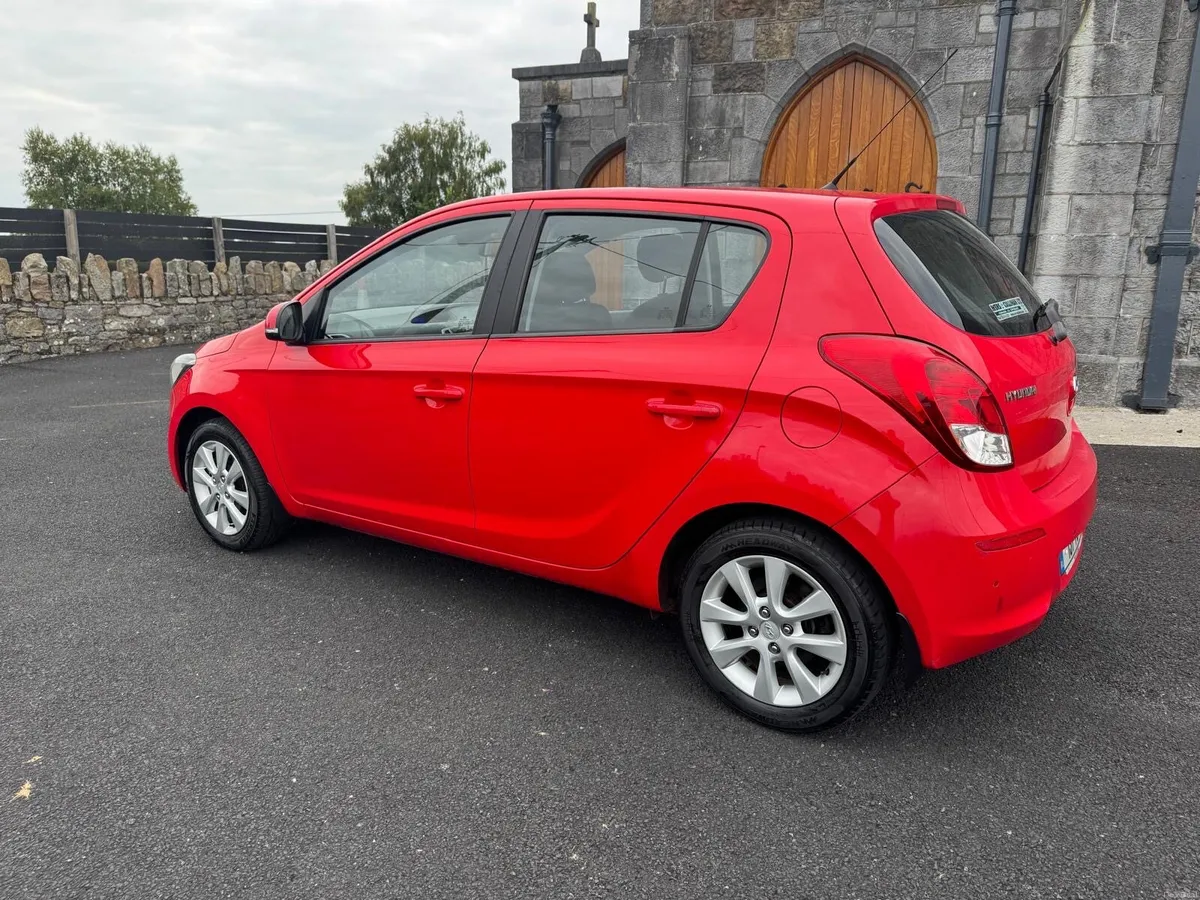 Hyundai i20 - Image 5