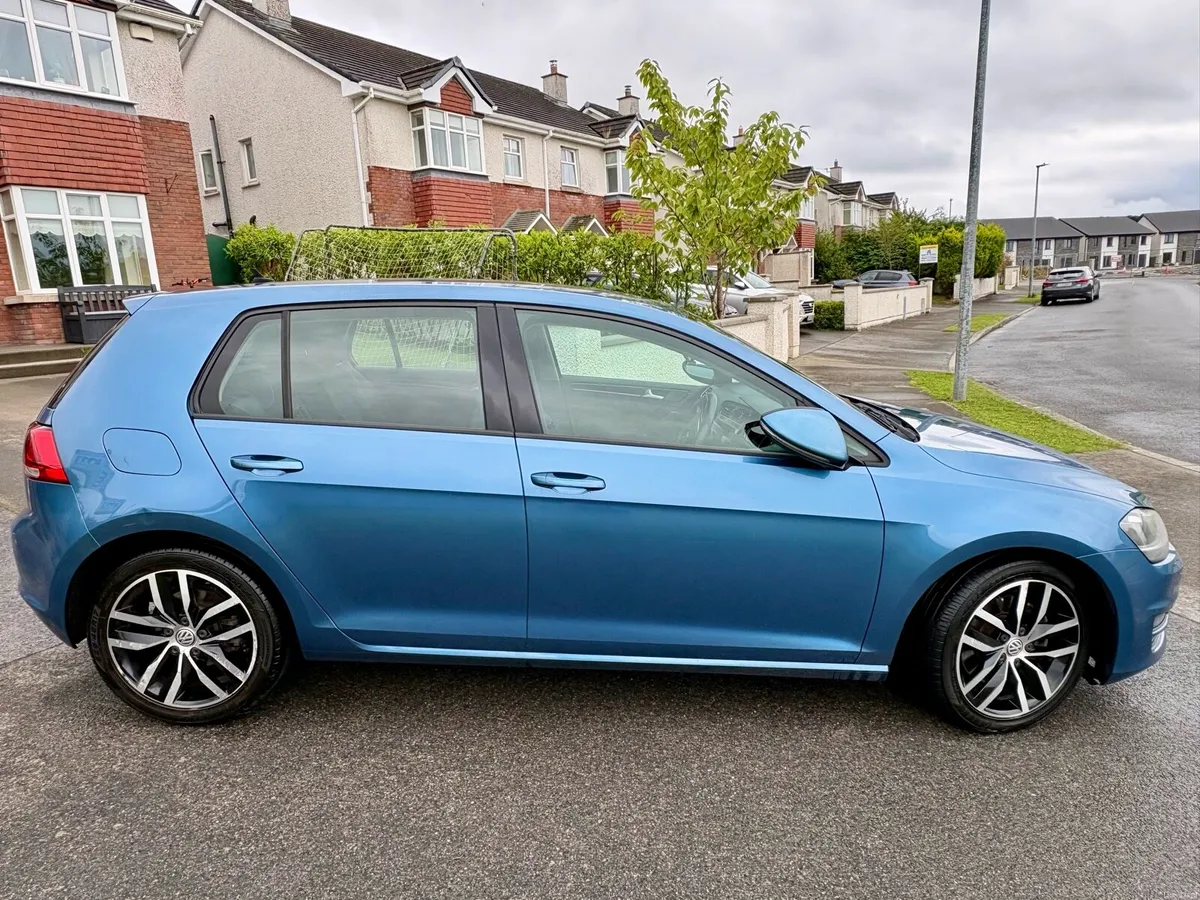 Volkswagen Golf Highline TSI Auto - Image 4