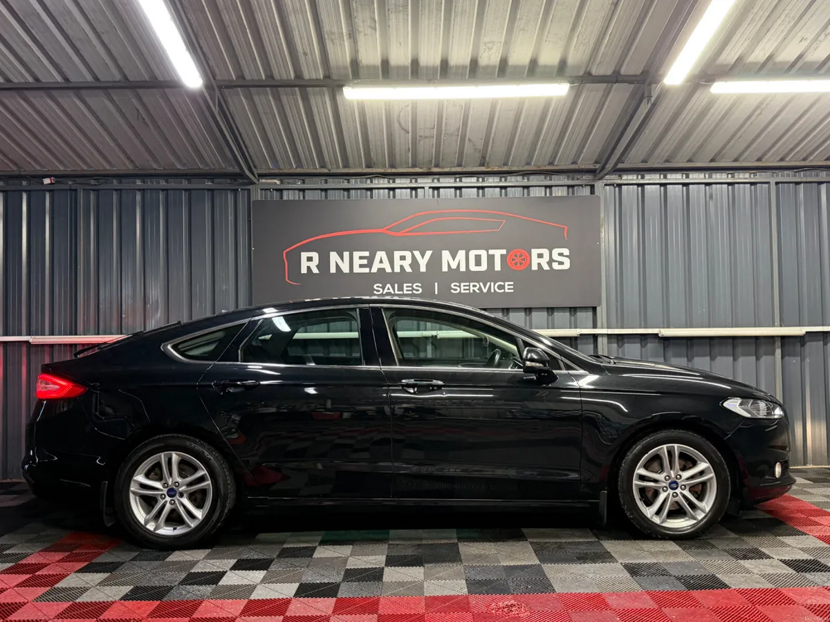 2015 Ford Mondeo 2.0TDCi 150PS Zetec Manual - Image 6