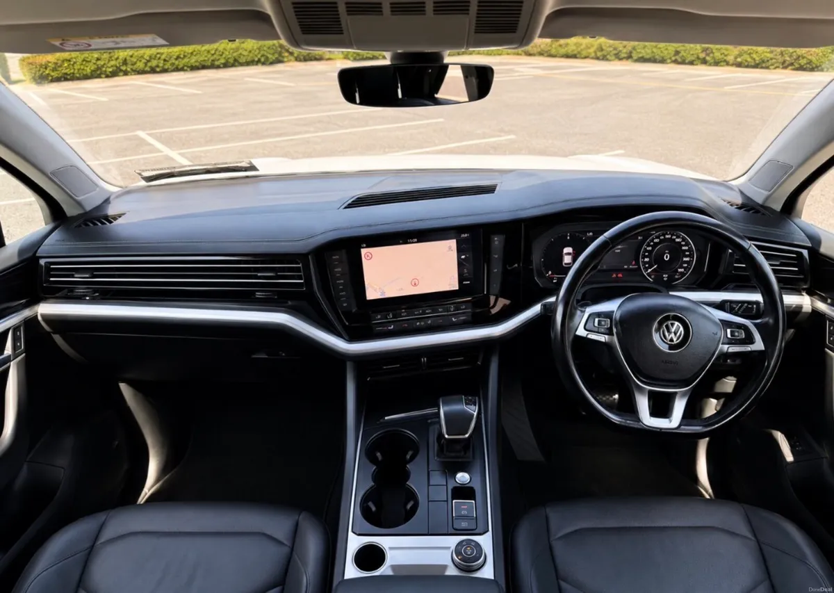 VW Touareg R-Line Kit 2019 - Image 5