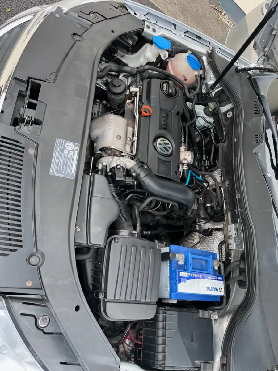 Volkswagen Passat 2008 - Image 5
