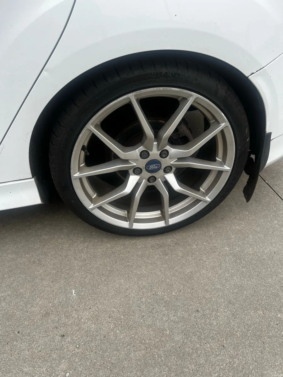 Ford Focus Zetec S - Image 3