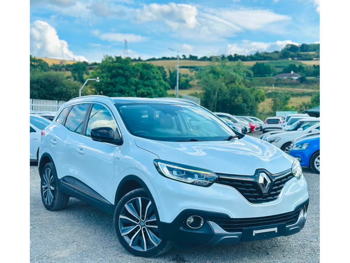 Renault Kadjar BOSE 1.2L Petrol Automatic - Low mi - Image 1