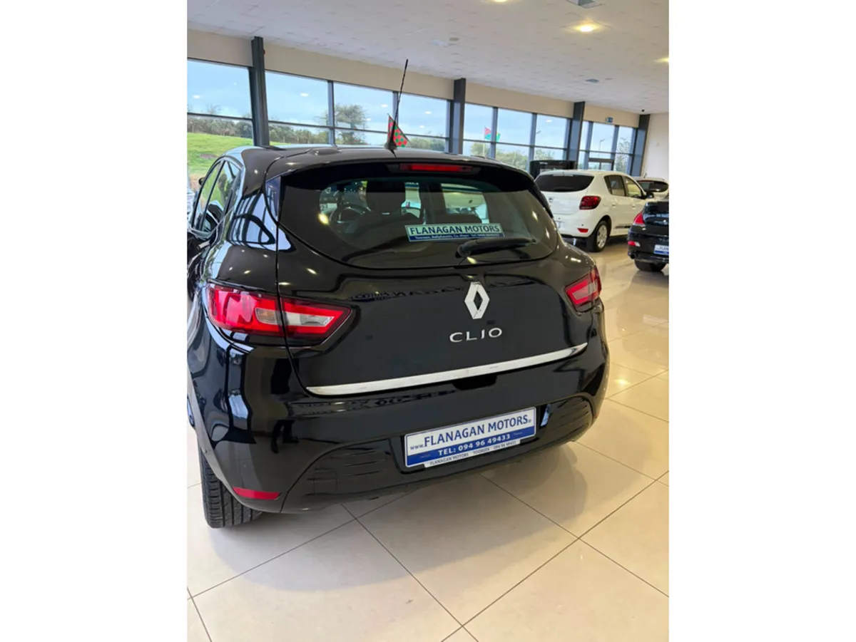 Renault Clio IV DYNAMIQUE NAV DCI 90 M 5DR - Image 4