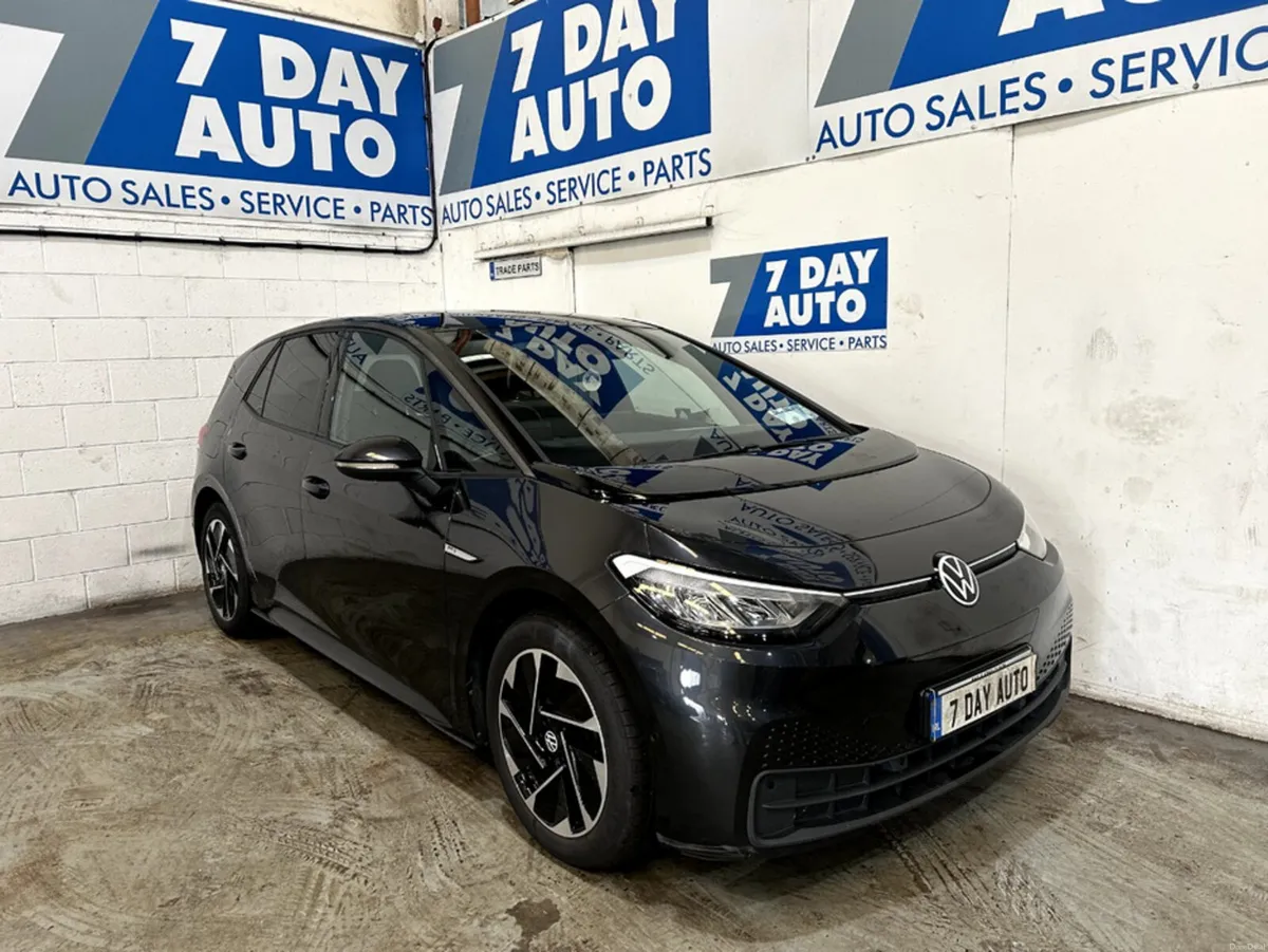 Volkswagen ID.3 PRO 150 KW LIFE DX 58KWH 204BHP PR - Image 1