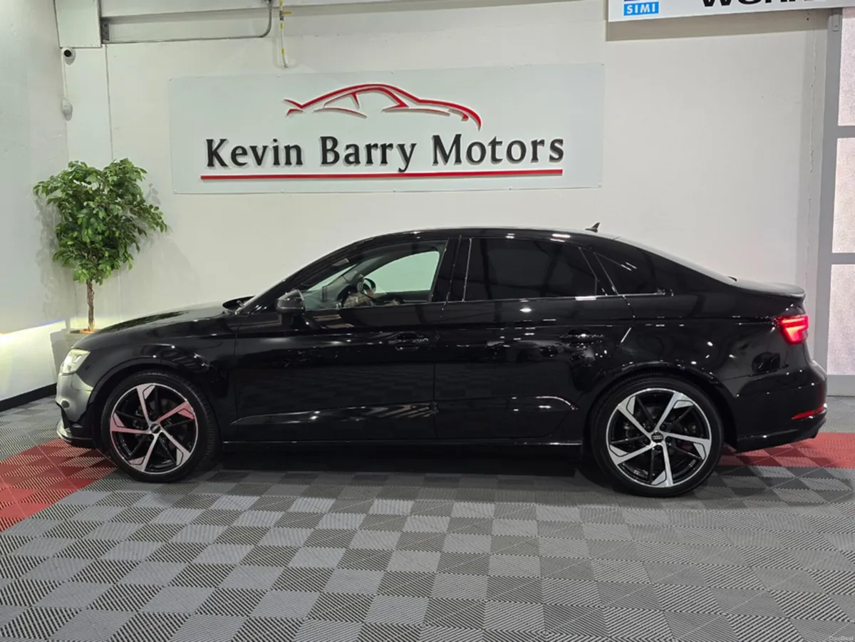 Audi A3 1.4TFSi SALOON (BLACK STYLING) DSG AUTOMAT - Image 5