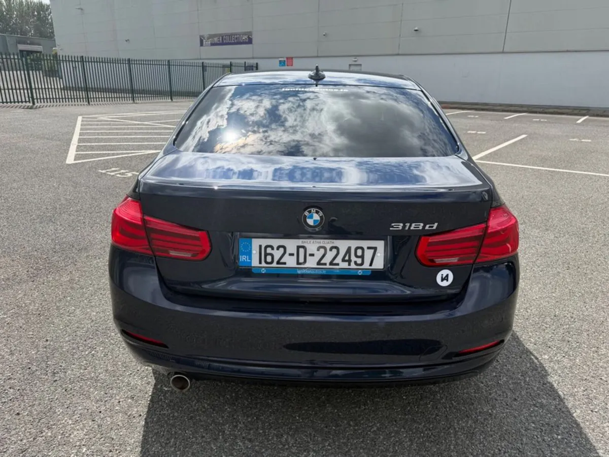 BMW 3-Series 318D, BUSINESS EDITION, MANUAL, LEATH - Image 4