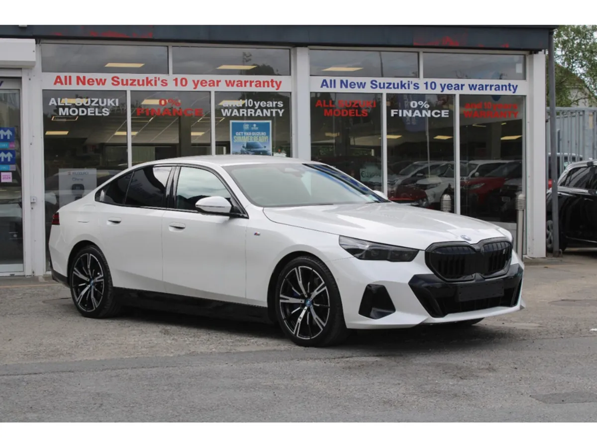 BMW i5 EDRIVE40 M SPORT PRO ,TECH PACK ,COMFORT PA - Image 2