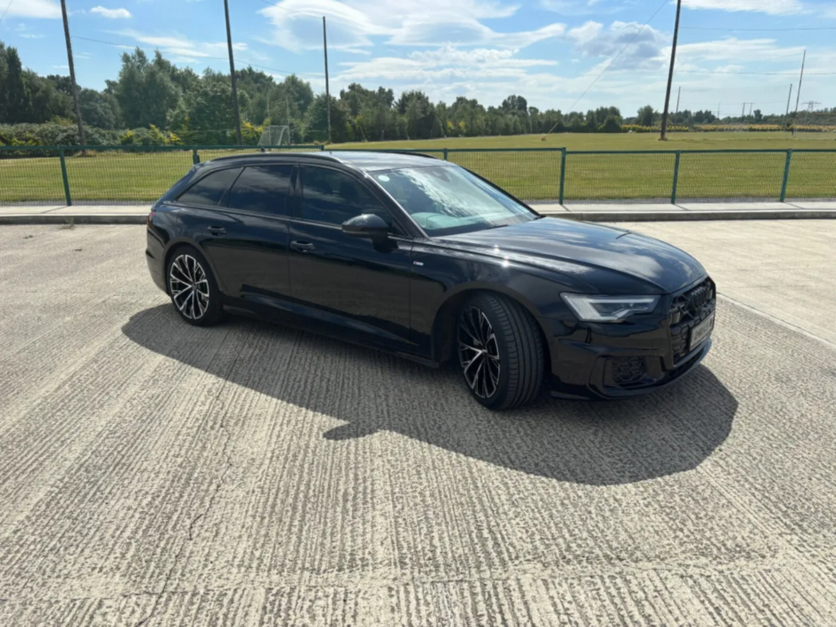 Audi A6 AVANT 40 TDI QUATTRO S LINE - Image 1