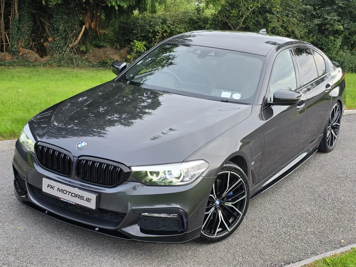 BMW 5-Series 2018 530e plug in - Image 2